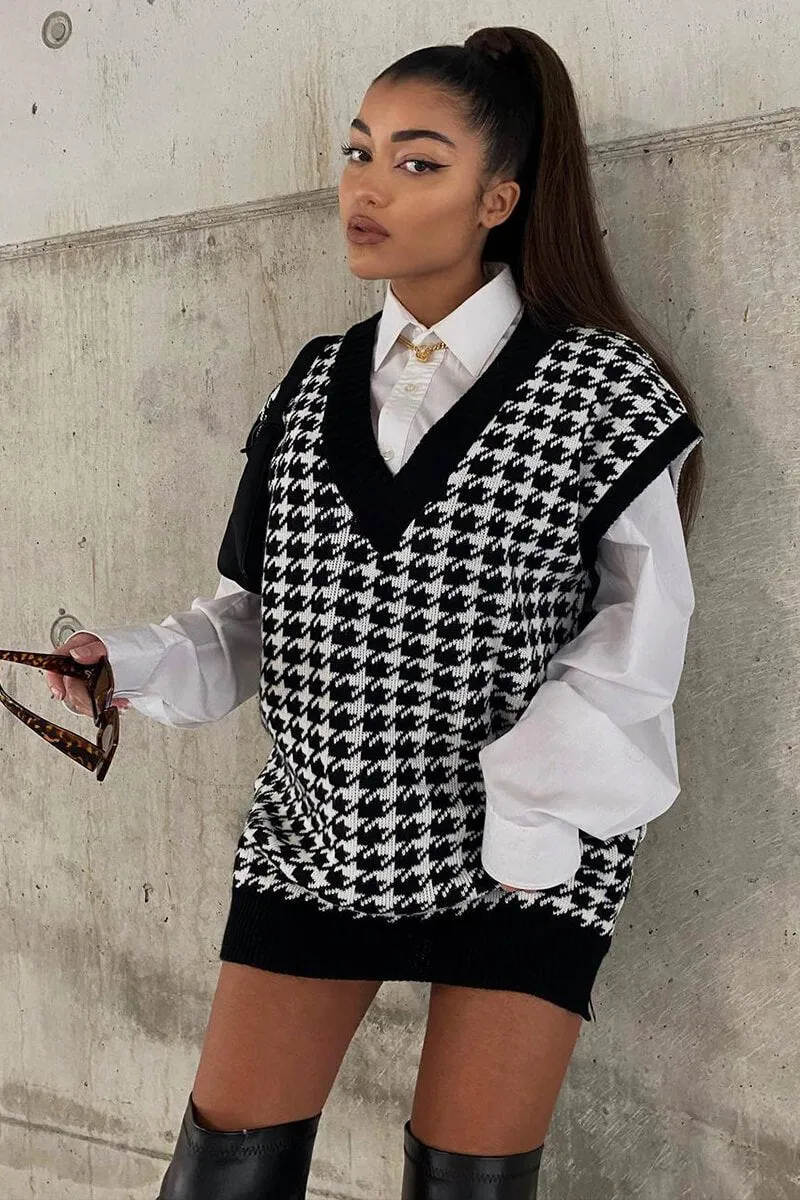 Black Houndstooth Knit Vest - Hazel